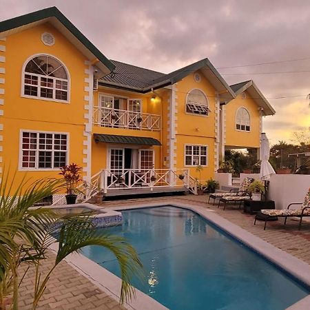 Faith'S Villa Tobago Diamond Екстериор снимка